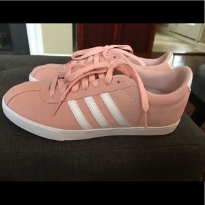 ADIDAS Courtset (?) Sneakers